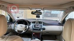 تويوتا أفالون